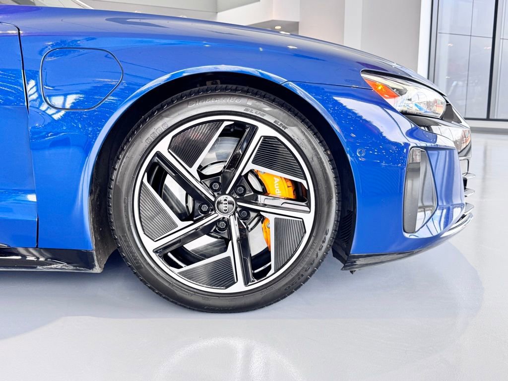 Used 2023 Audi RS e-tron GT w/ Carbon Performance Package image 16