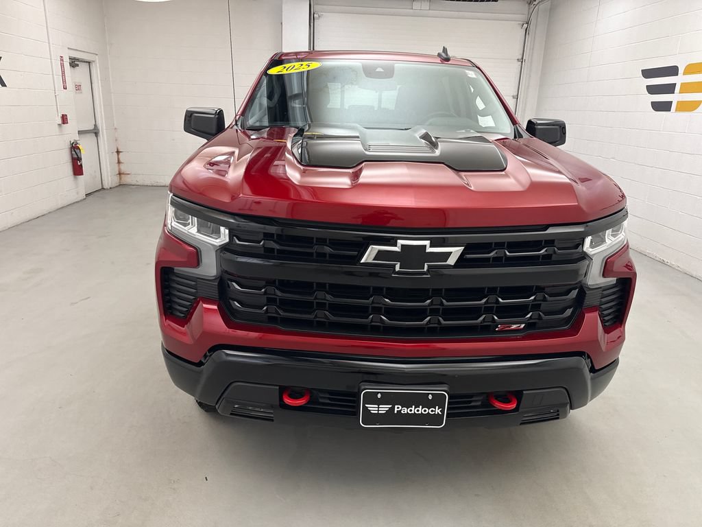 Used 2025 Chevrolet Silverado 1500 LT Trail Boss w/ Convenience Package II AWD/4WD image 6