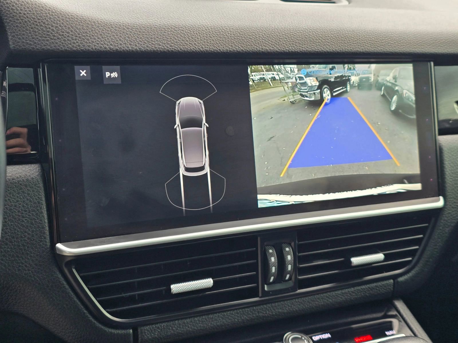 Used 2019 Porsche Cayenne image 28