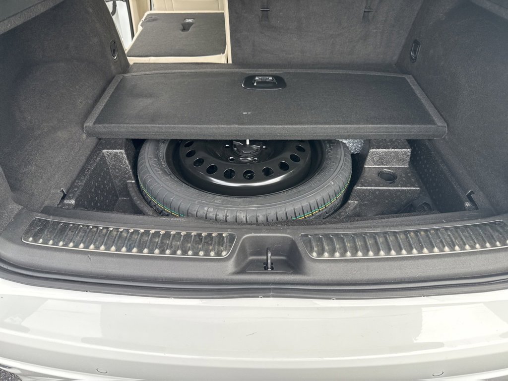 Used 2021 Buick Envision Avenir image 58