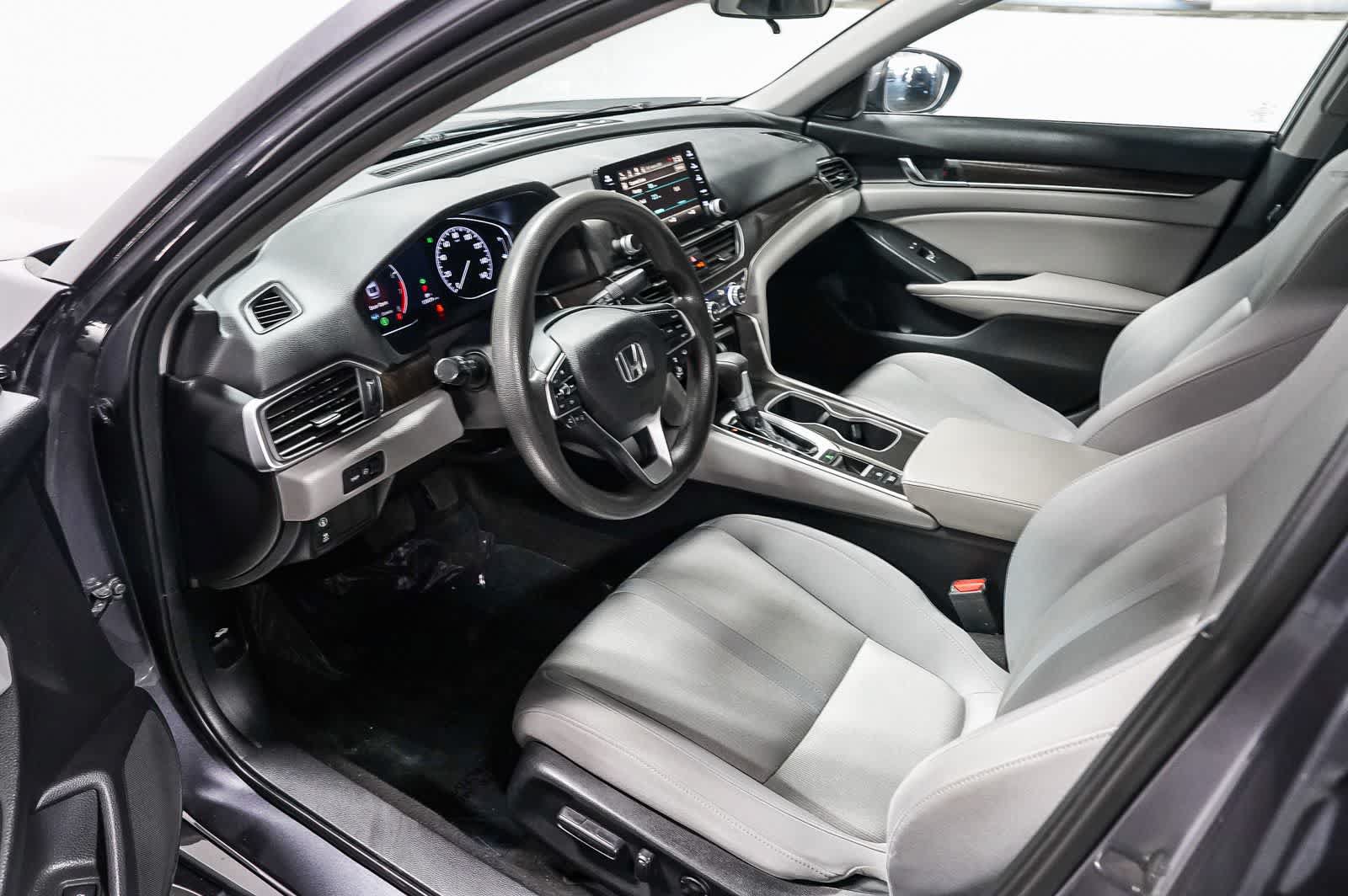 Used 2018 Honda Accord EX image 18