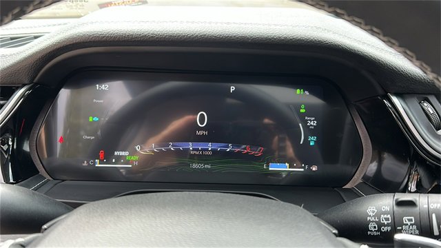 Used 2023 Jeep Grand Cherokee 4WD 4xe image 17