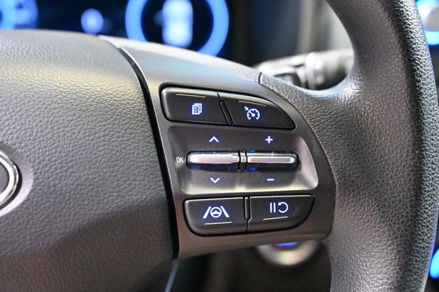 Used 2023 Hyundai Kona SE FWD image 41