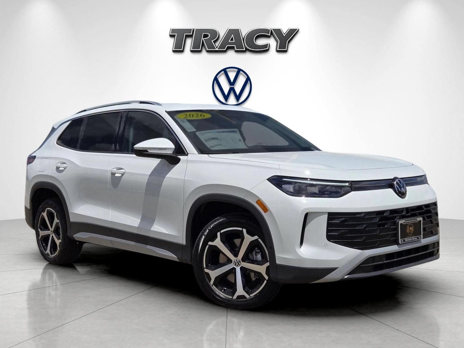 New 2026 Volkswagen Tiguan SE AWD/4WD image 2