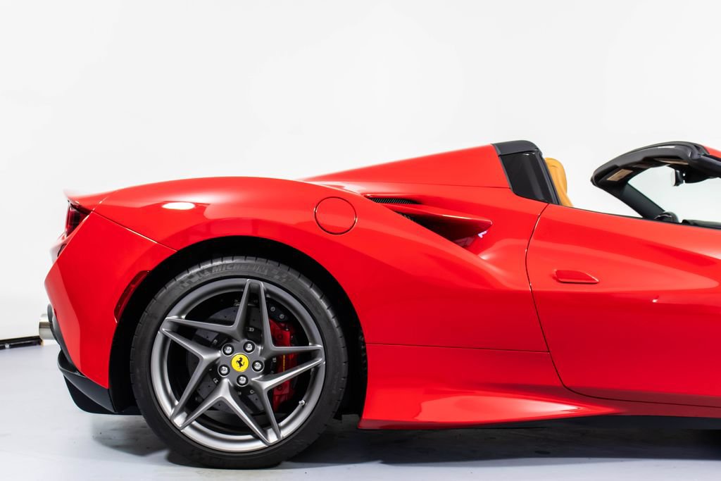 Certified 2023 Ferrari F8 Tributo RWD image 18