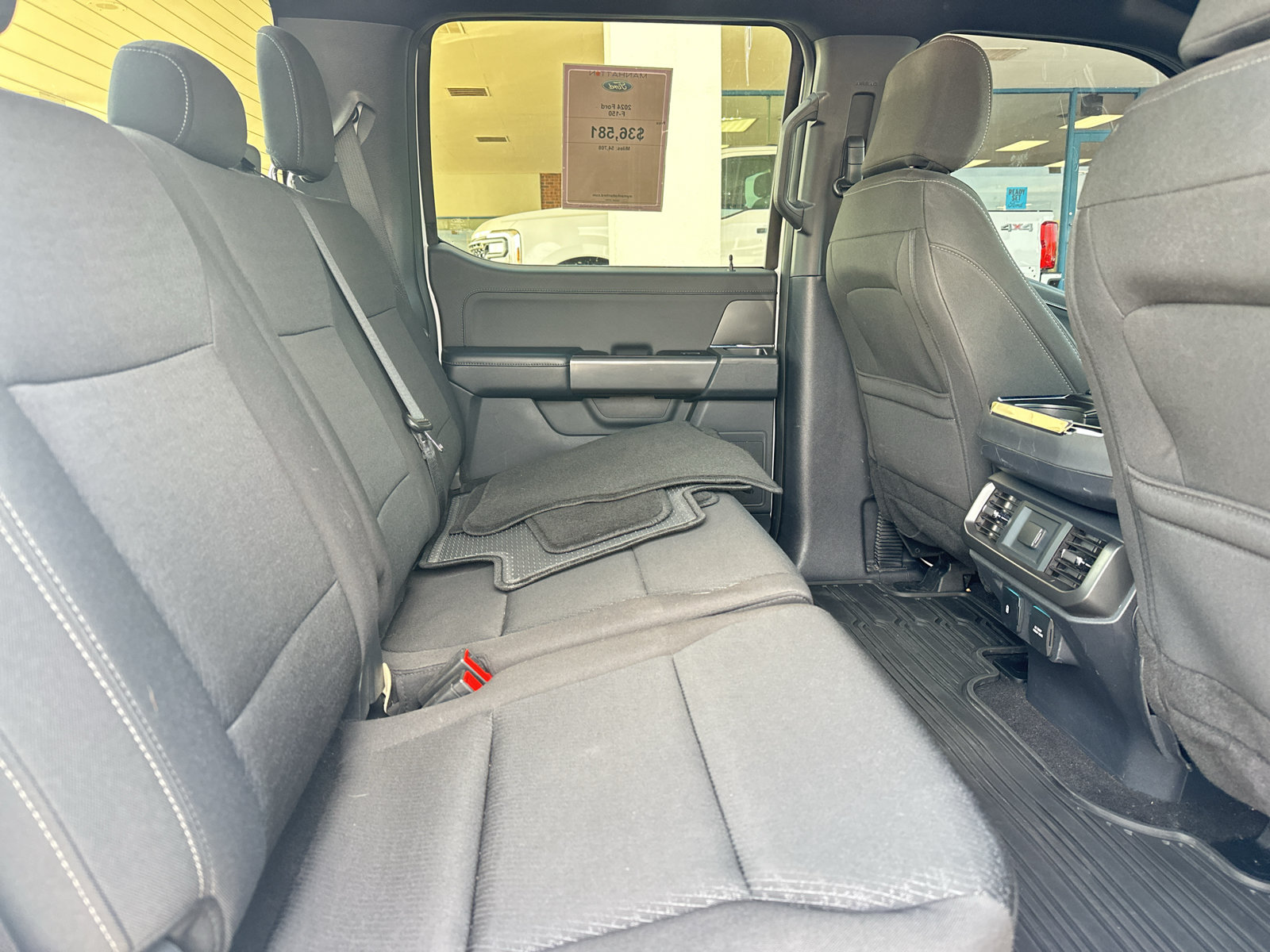 Used 2024 Ford F150 XLT w/ XLT Black Appearance Package AWD/4WD image 6