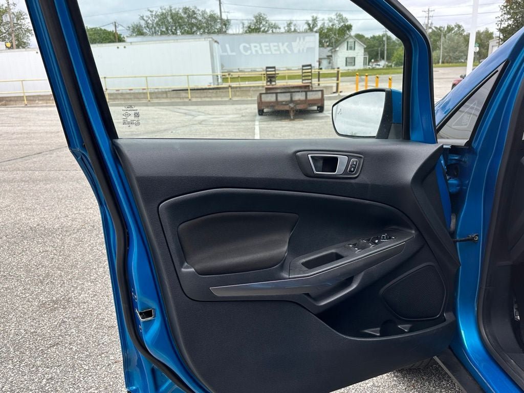 Certified 2019 Ford EcoSport SE w/ SE Convenience Package AWD/4WD image 17