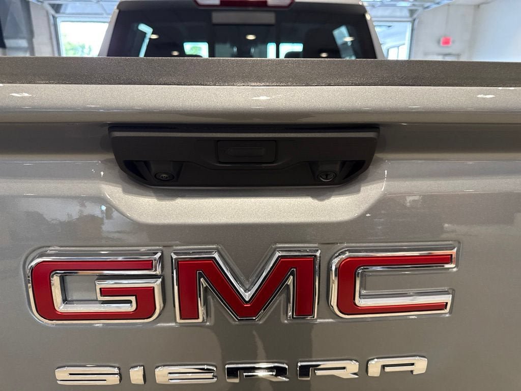 New 2026 GMC Sierra 1500 Elevation w/ Elevation Premium Package AWD/4WD image 9
