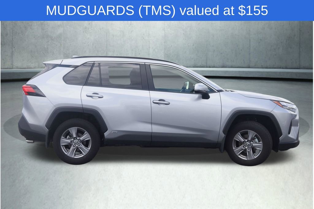 Used 2025 Toyota RAV4 XLE w/ Convenience Package AWD/4WD image 9