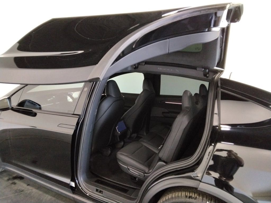 Used 2026 Tesla Model X image 27