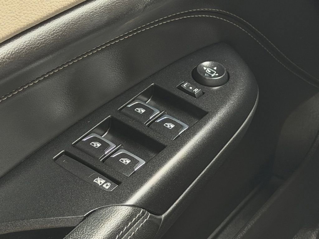 Used 2016 Cadillac SRX Performance w/ Driver Awareness Package image 17