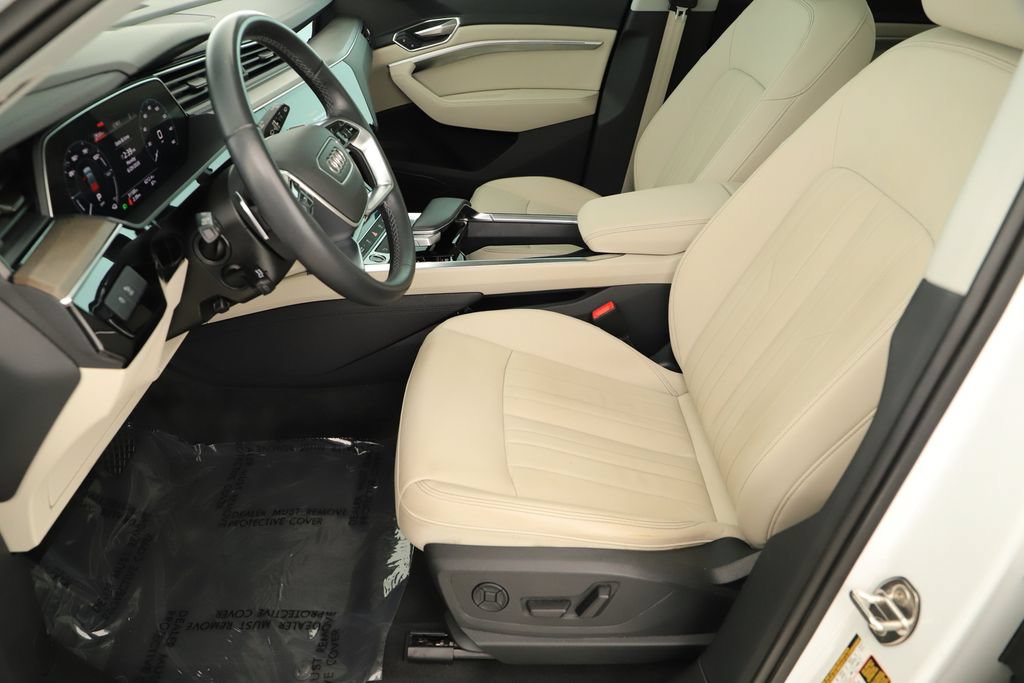 Certified 2024 Audi Q8 e-tron Premium AWD/4WD image 24
