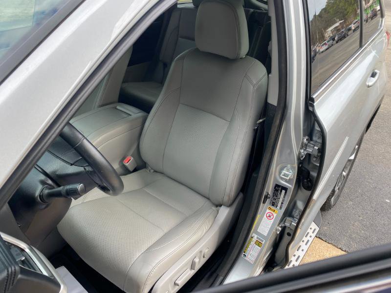 Used 2018 Toyota Highlander Limited Platinum image 14