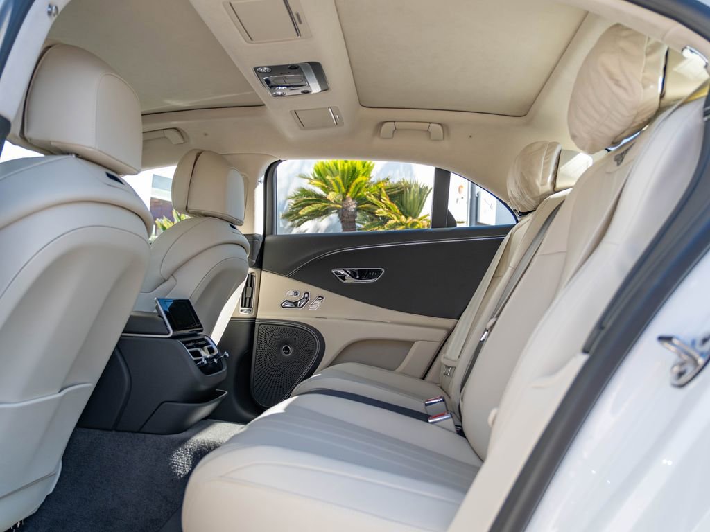 New 2026 Bentley Flying Spur Plug-In Hybrid AWD/4WD image 21
