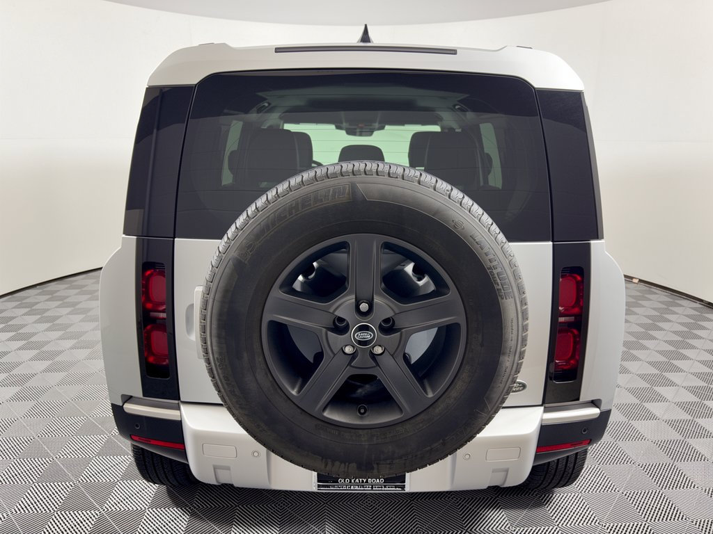 Used 2023 Land Rover Defender 110 S AWD/4WD image 11
