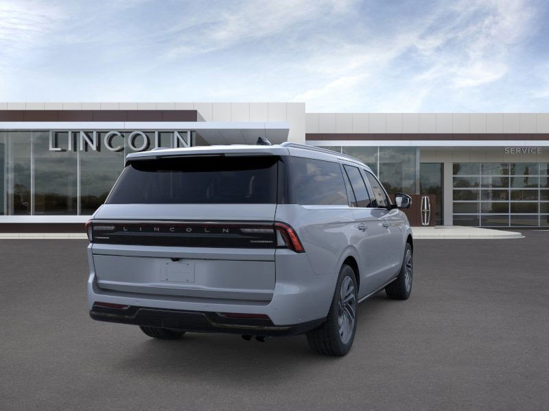 New 2025 Lincoln Navigator L Reserve AWD/4WD image 8