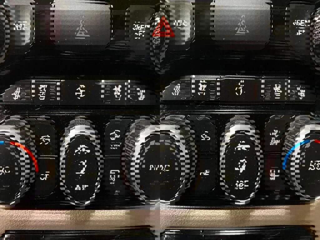 Used 2019 RAM 1500 Laramie image 20