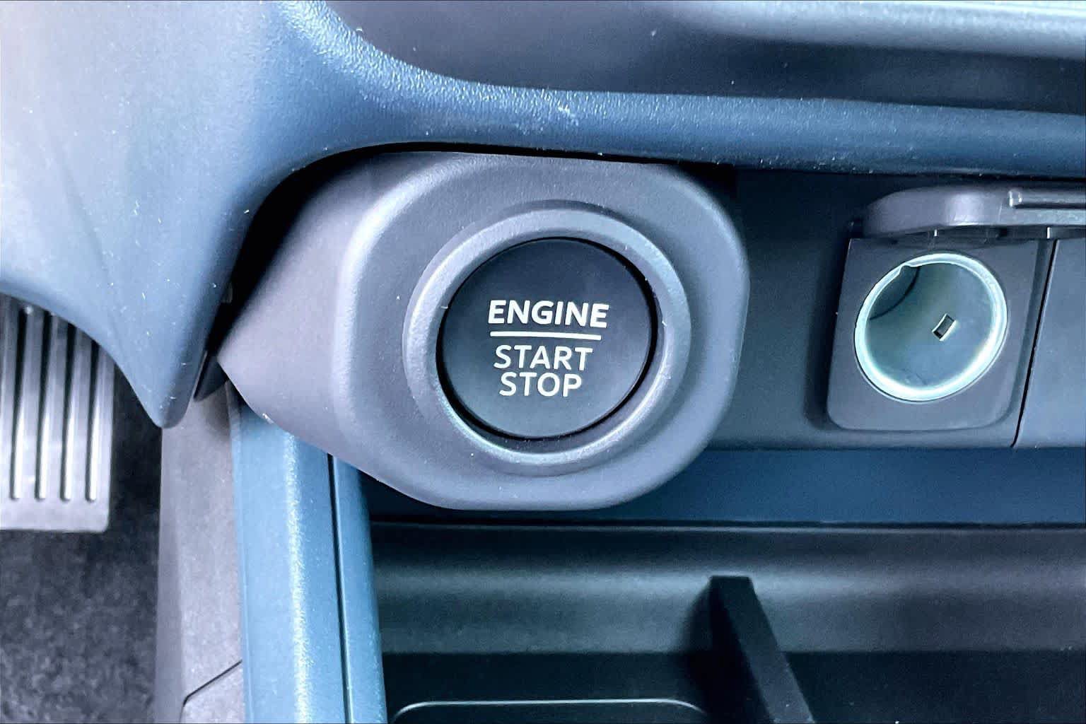 New 2026 Ford Maverick Lobo AWD/4WD image 16