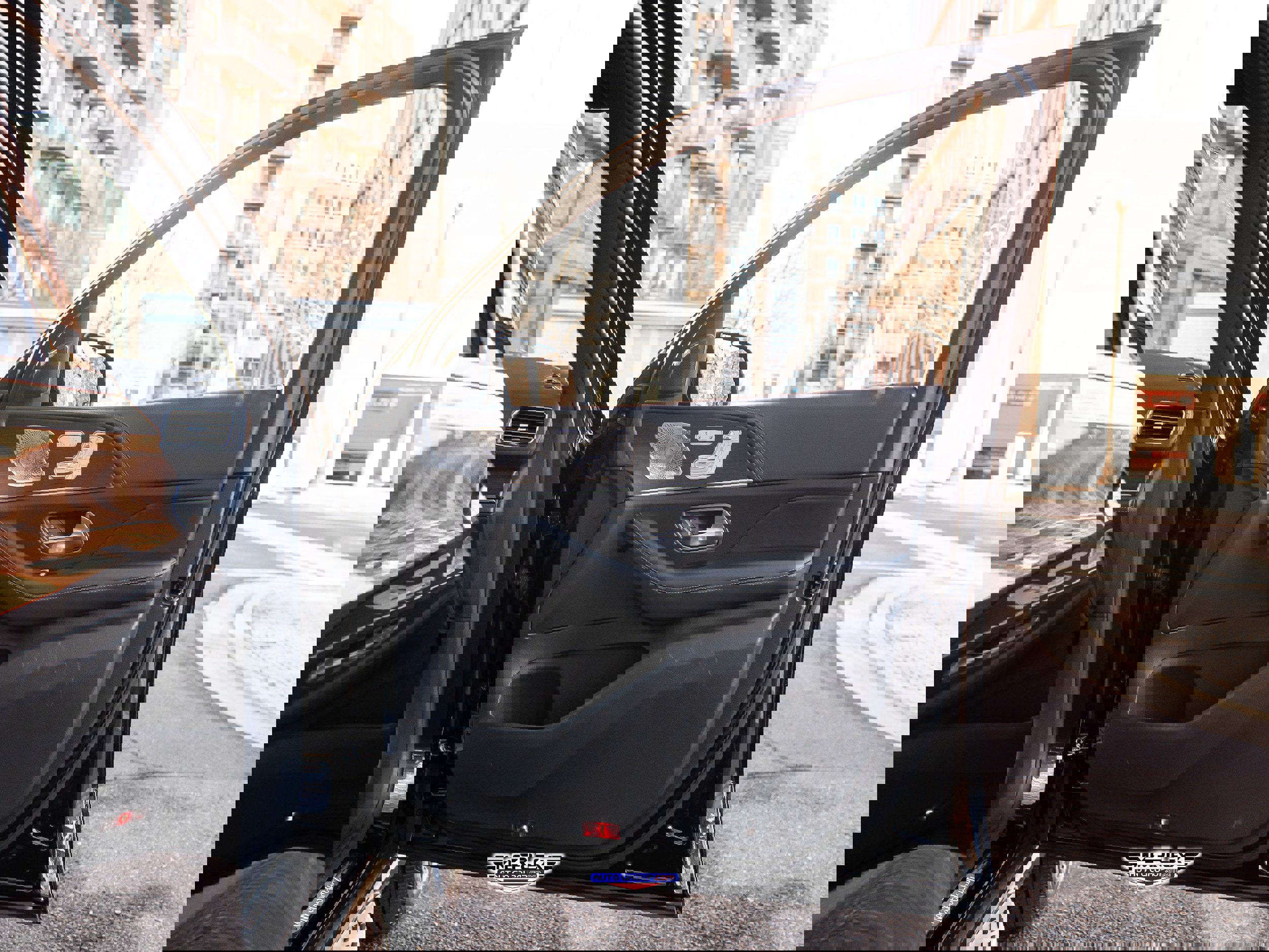 Used 2021 Mercedes-Benz GLS 580 580 4MATIC AMG image 47