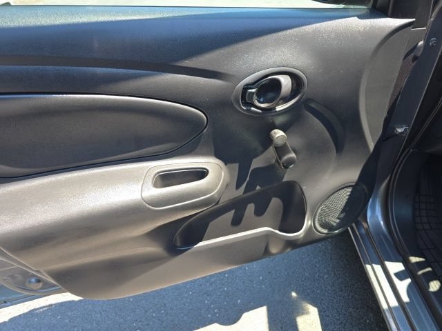 Used 2018 Nissan Versa S Plus FWD image 14