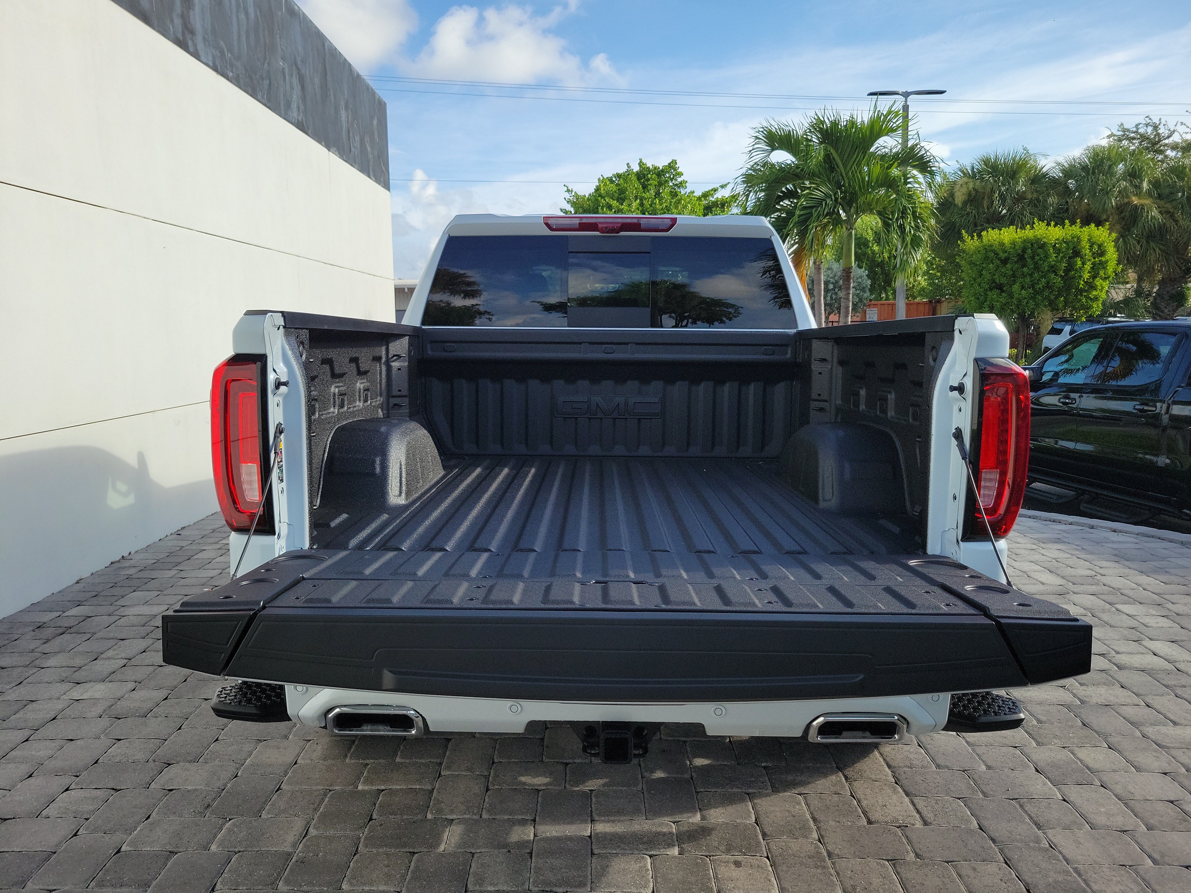 New 2026 GMC Sierra 1500 Denali AWD/4WD image 10