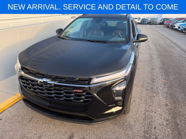 Certified 2026 Chevrolet Trax RS w/ Sunroof Package FWD image 1