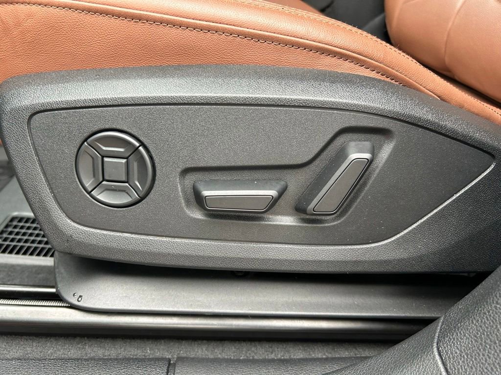 Used 2024 Audi Q3 2.0T Premium Plus AWD/4WD image 19