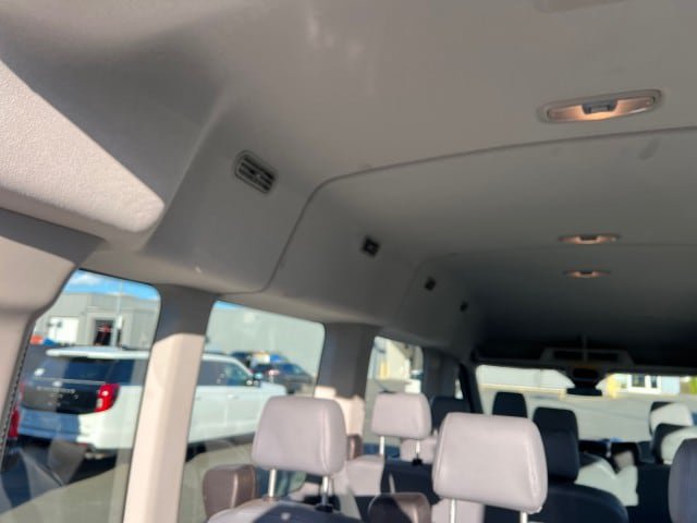 Used 2015 Ford Transit 350 XL RWD image 22