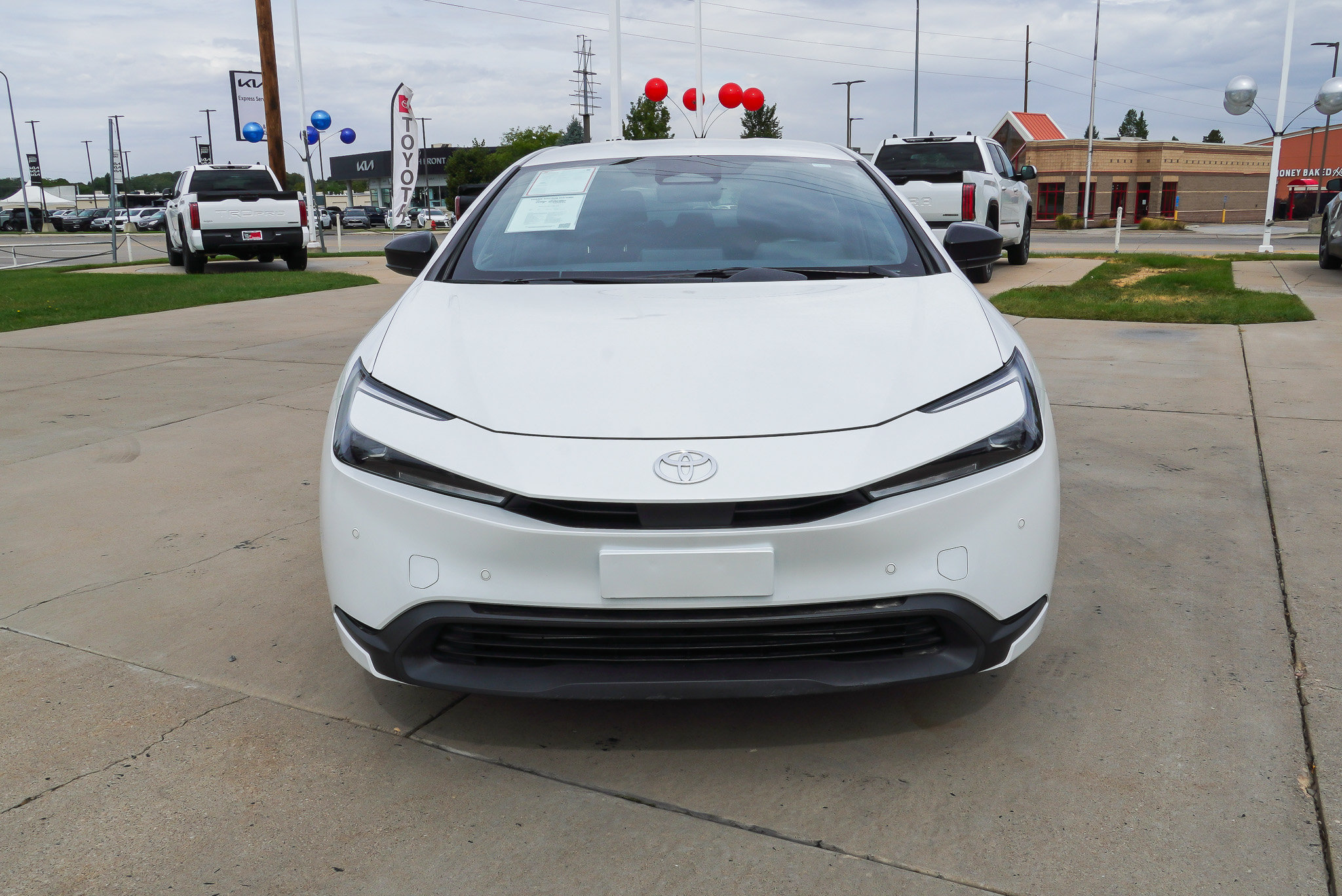 Certified 2024 Toyota Prius LE AWD/4WD image 3