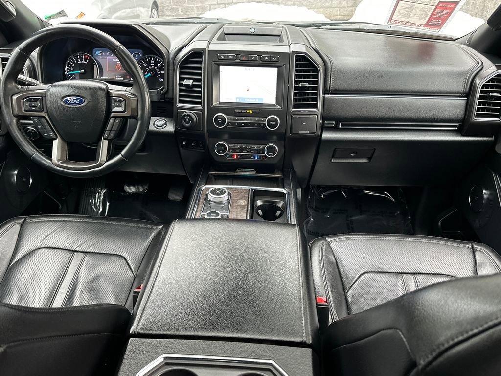 Used 2021 Ford Expedition Max Limited image 16