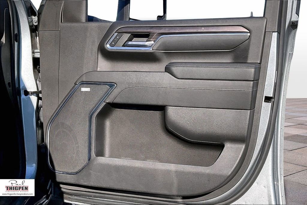 Used 2024 Chevrolet Silverado 2500 LTZ w/ LTZ Convenience Package image 24