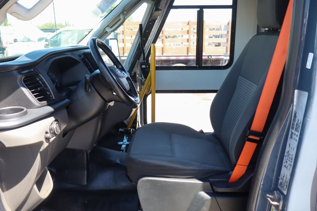 Used 2022 Ford Transit 350 DRW RWD image 19