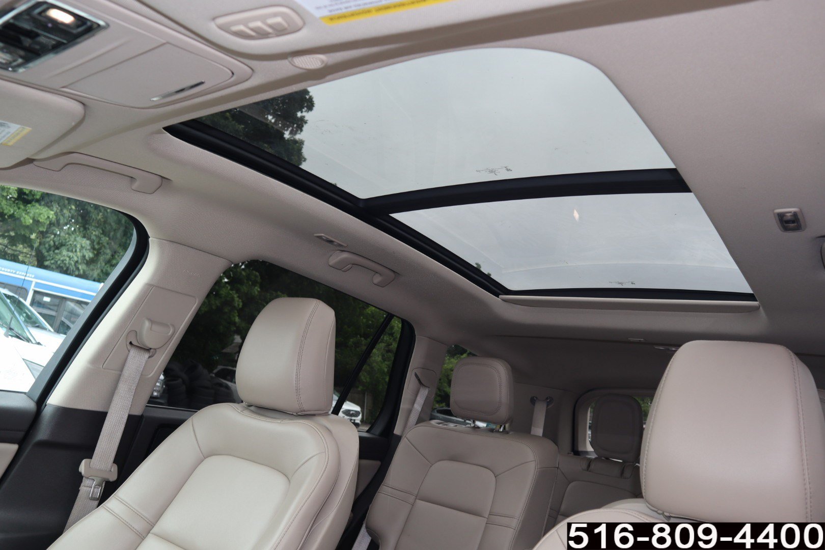 Used 2022 Lincoln Aviator AWD w/ Premium Package image 17