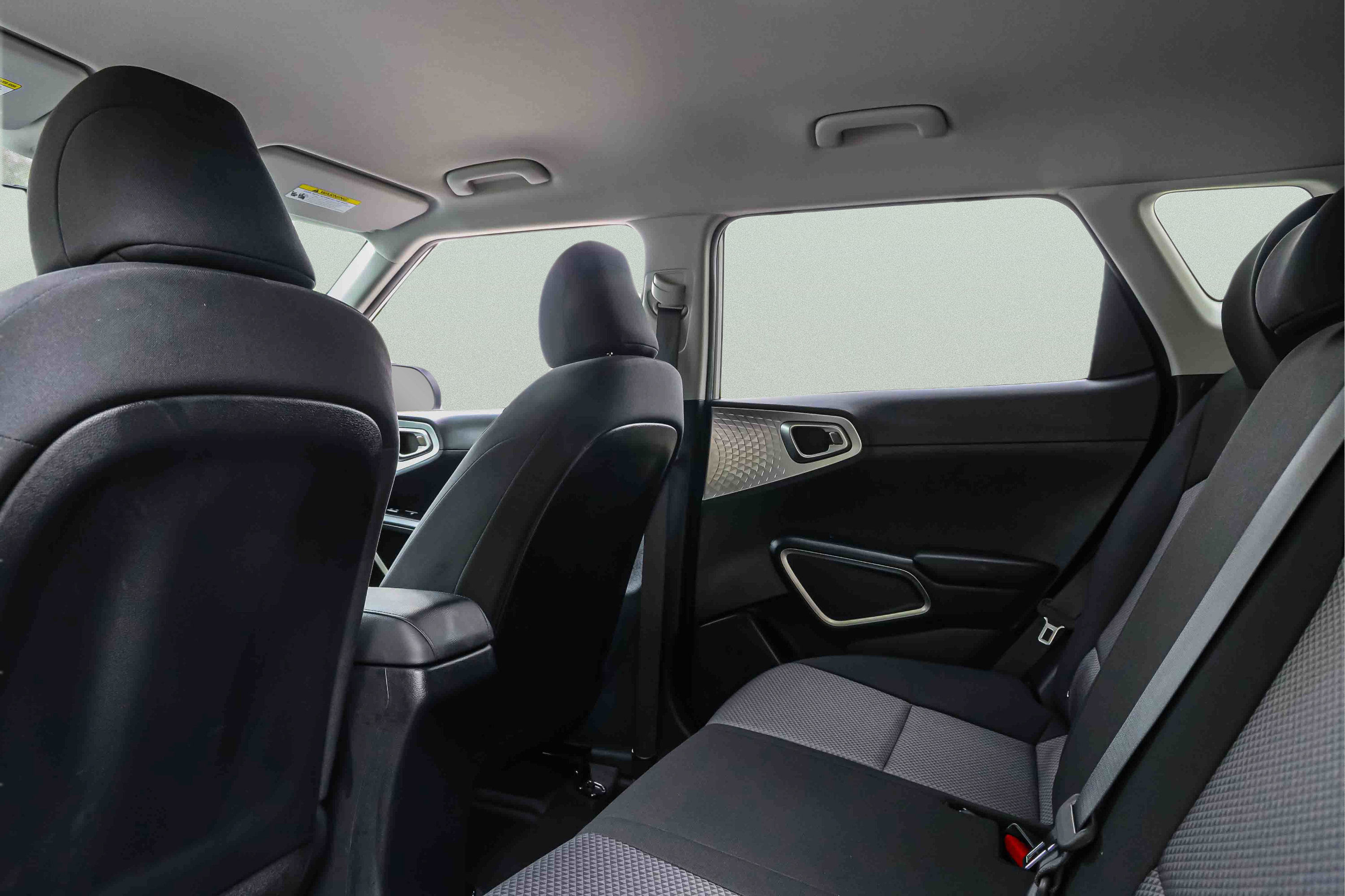 Certified 2025 Kia Soul LX w/ LX Technology Package FWD image 21