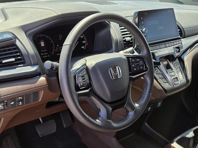 Used 2025 Honda Odyssey Elite image 21
