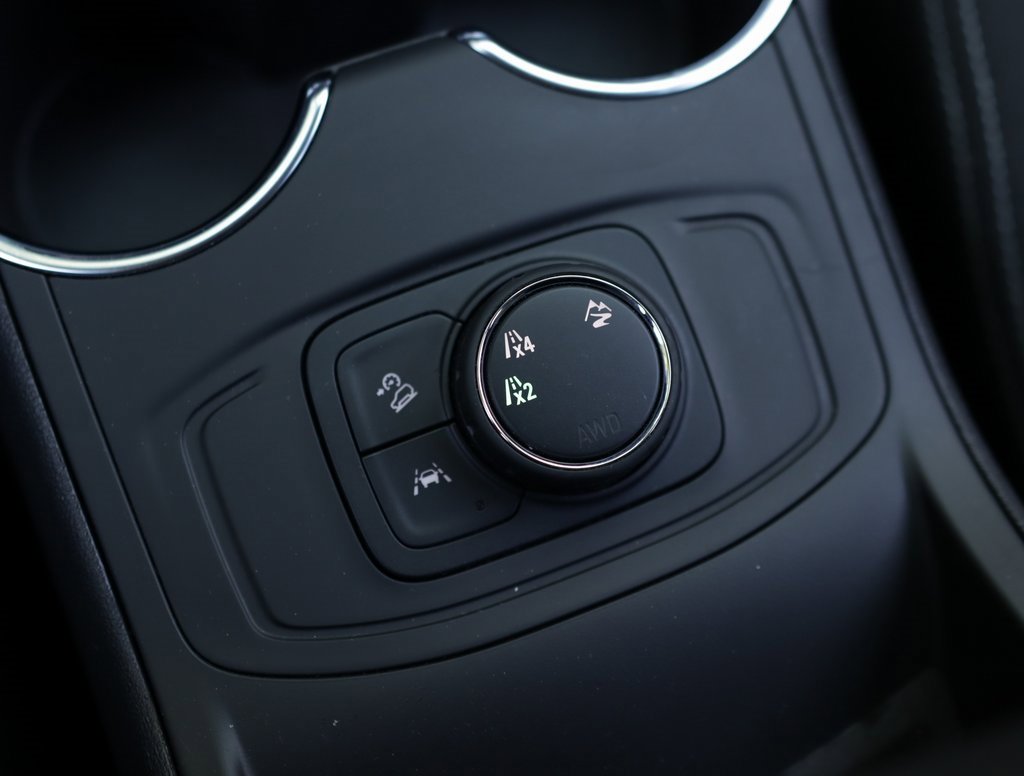 Used 2024 GMC Terrain SLE image 16