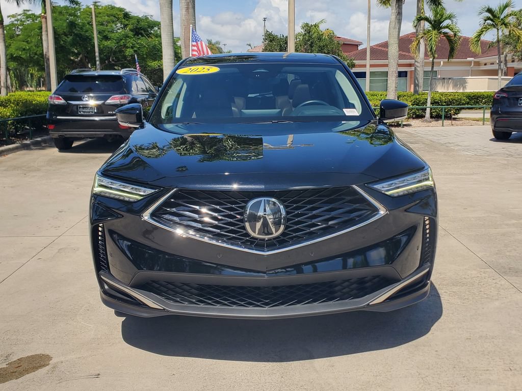 Used 2025 Acura MDX w/ Technology Package FWD image 2