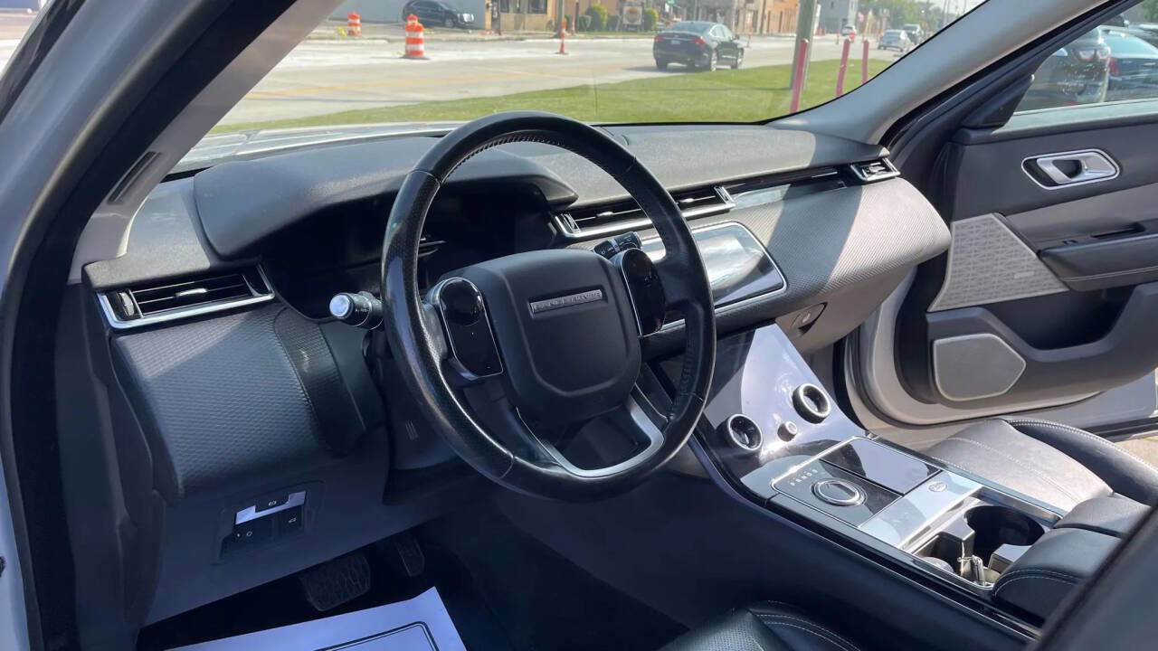 Used 2018 Land Rover Range Rover Velar S image 24