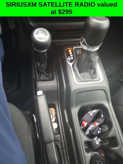 Used 2022 Jeep Gladiator Sport image 12