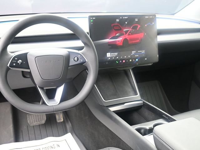Used 2026 Tesla Model Y Long Range image 23
