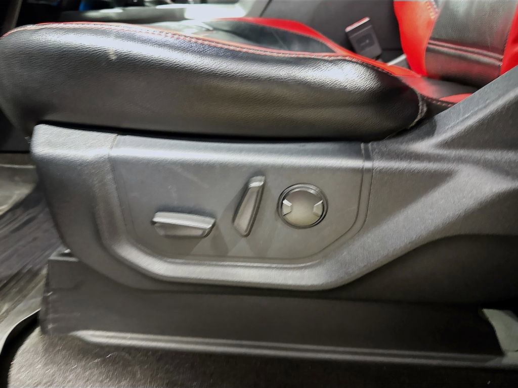 Used 2020 Ford F150 Lariat w/ Equipment Group 502A Luxury image 11