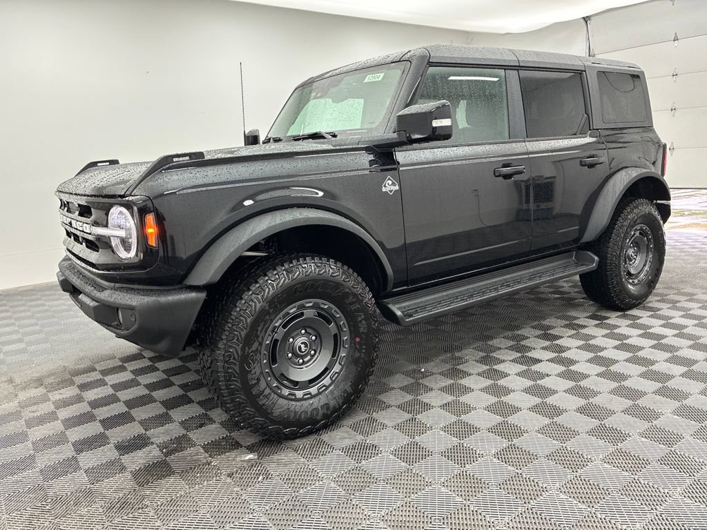 New 2025 Ford Bronco Outer Banks w/ Sasquatch Package image 11