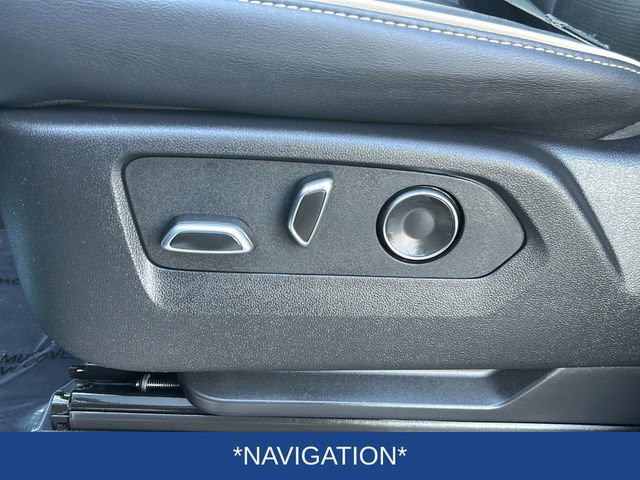 Certified 2025 Cadillac Escalade ESV Premium Luxury w/ LPO, Floor Liner Package AWD/4WD image 21