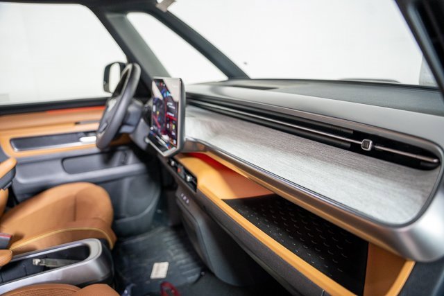 New 2025 Volkswagen ID. Buzz Pro S image 47