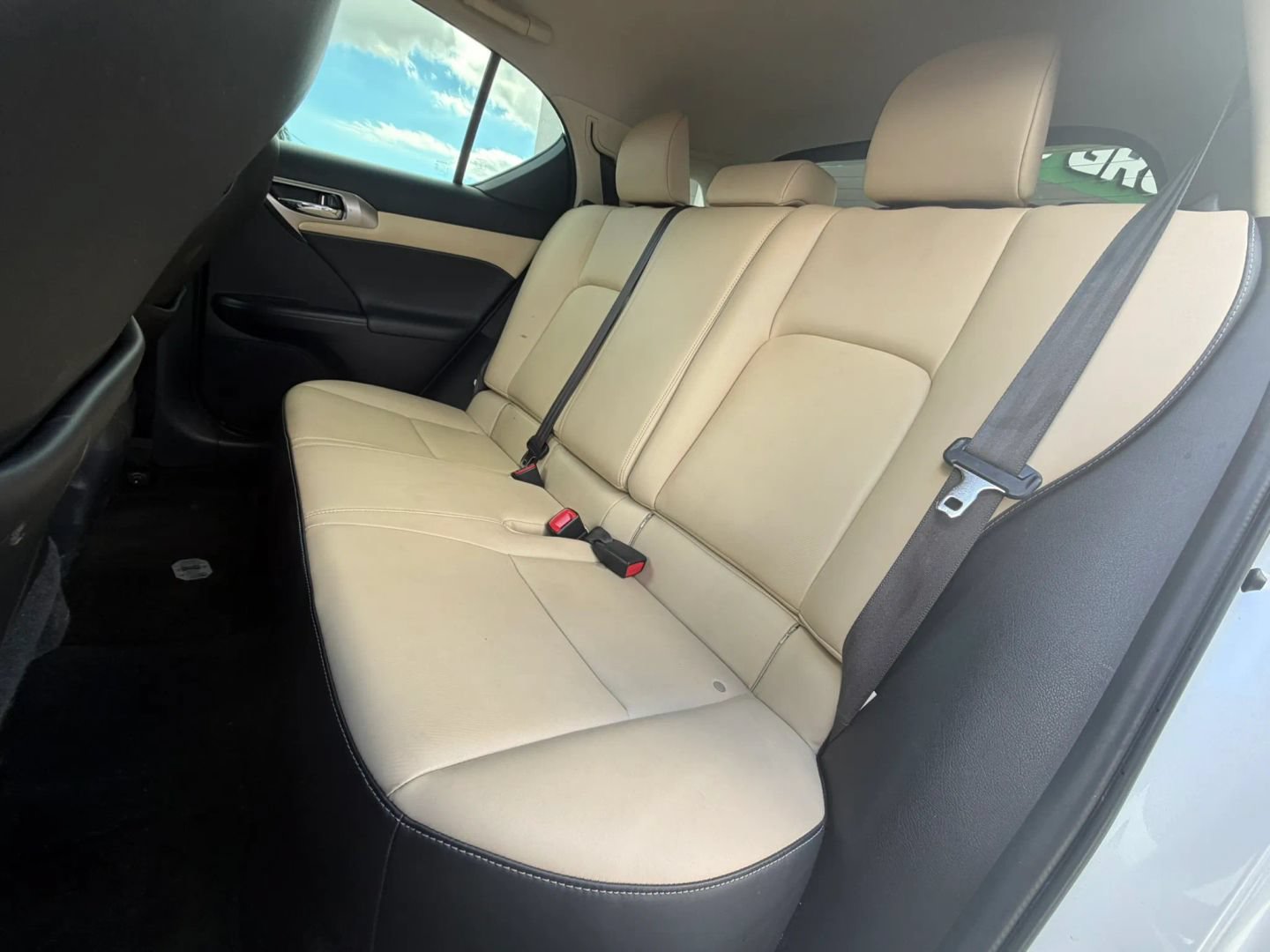 Used 2016 Lexus CT 200h w/ Accessory Package 2 FWD image 30