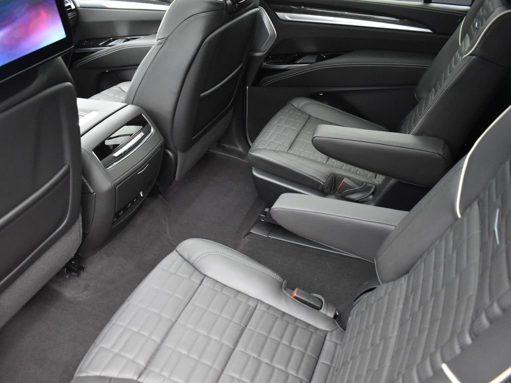 Certified 2026 Cadillac Escalade ESV V w/ LPO, ONYX Package image 27