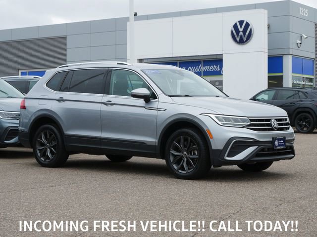 Certified 2024 Volkswagen Tiguan Wolfsburg Edition AWD/4WD image 1