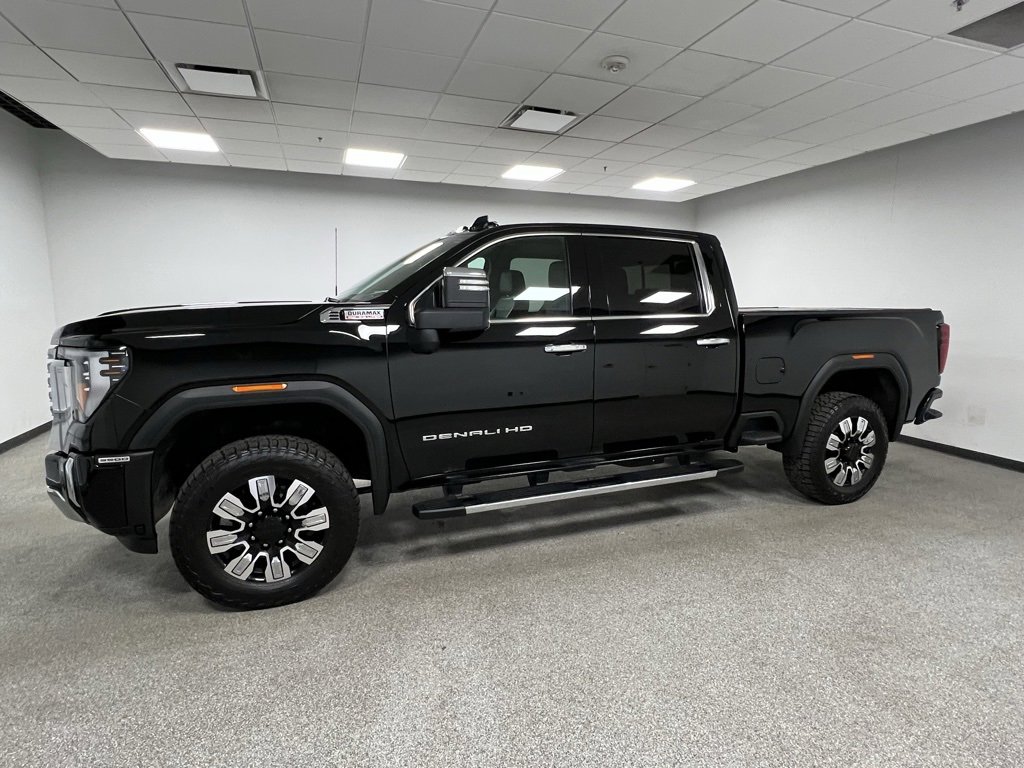 Used 2024 GMC Sierra 3500 Denali w/ Denali Reserve Package image 7