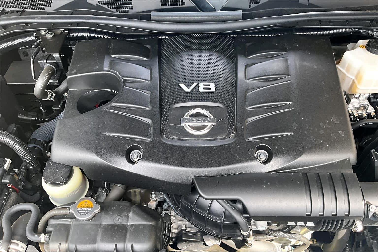 Used 2024 Nissan Armada Platinum w/ Captain's Chairs Package RWD image 33
