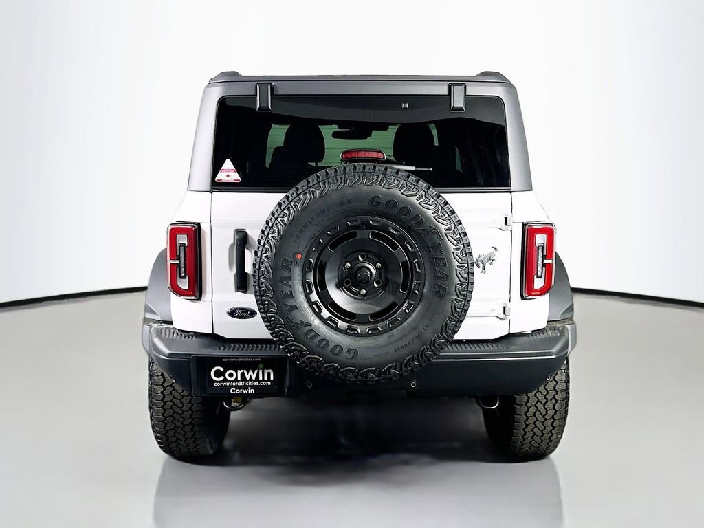 New 2025 Ford Bronco Badlands image 12